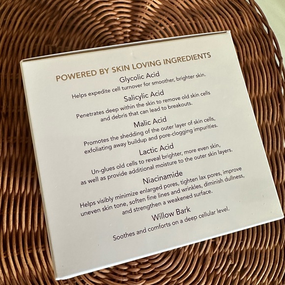 Doll 10 Smooth Assist Overnight Facial Micellar Exfoliating Pads - Picture 5 of 5